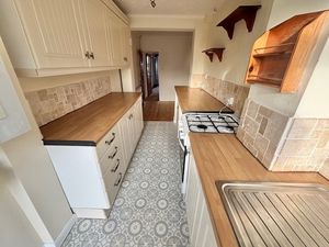 Kitchen- click for photo gallery